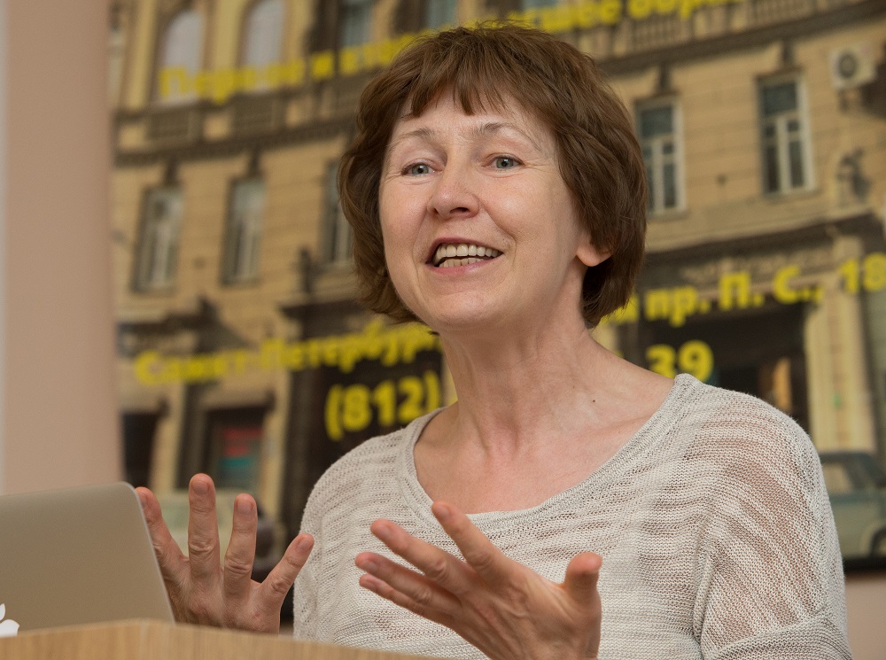 Ирина Глухова (Республика Беларусь), психолог-консультант и магистр философии, преподаватель Европейского гуманитарного университета (Вильнюс, Литва)